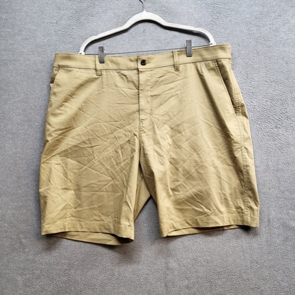 Nike Men Shorts 42 Khaki Chino DriFit Logo Casual Cotton & Polyester‎  12"